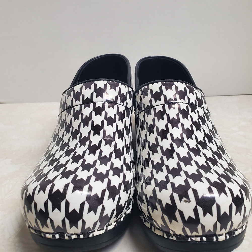 Sanita Houndstooth Patterned Clogs - image 2